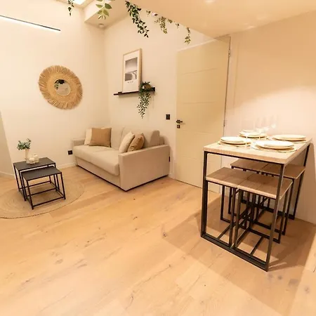 Duplex Vieux Nice, Proche Mer, Wifi, Clim Апартаменты