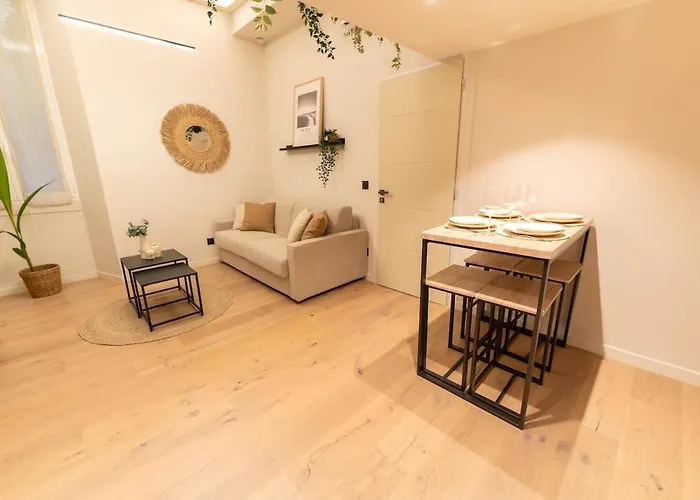 Duplex Vieux Nice, Proche Mer, Wifi, Clim Апартаменты