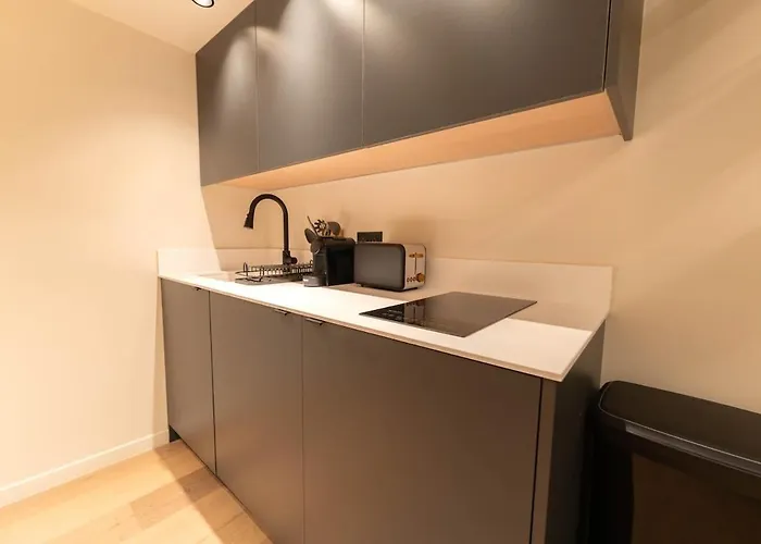 Duplex Vieux Nice, Proche Mer, Wifi, Clim * Nizza