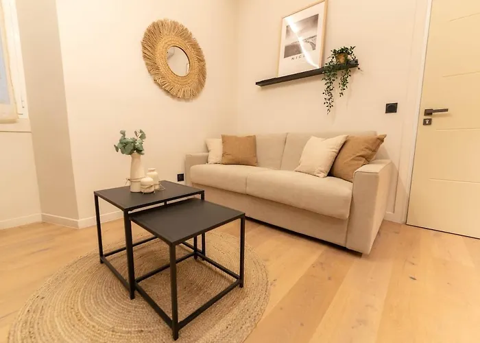 Duplex Vieux Nice, Proche Mer, Wifi, Clim * Nizza