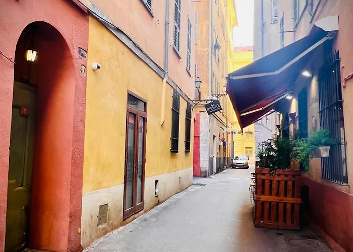 Duplex Vieux Nice, Proche Mer, Wifi, Clim * Nizza